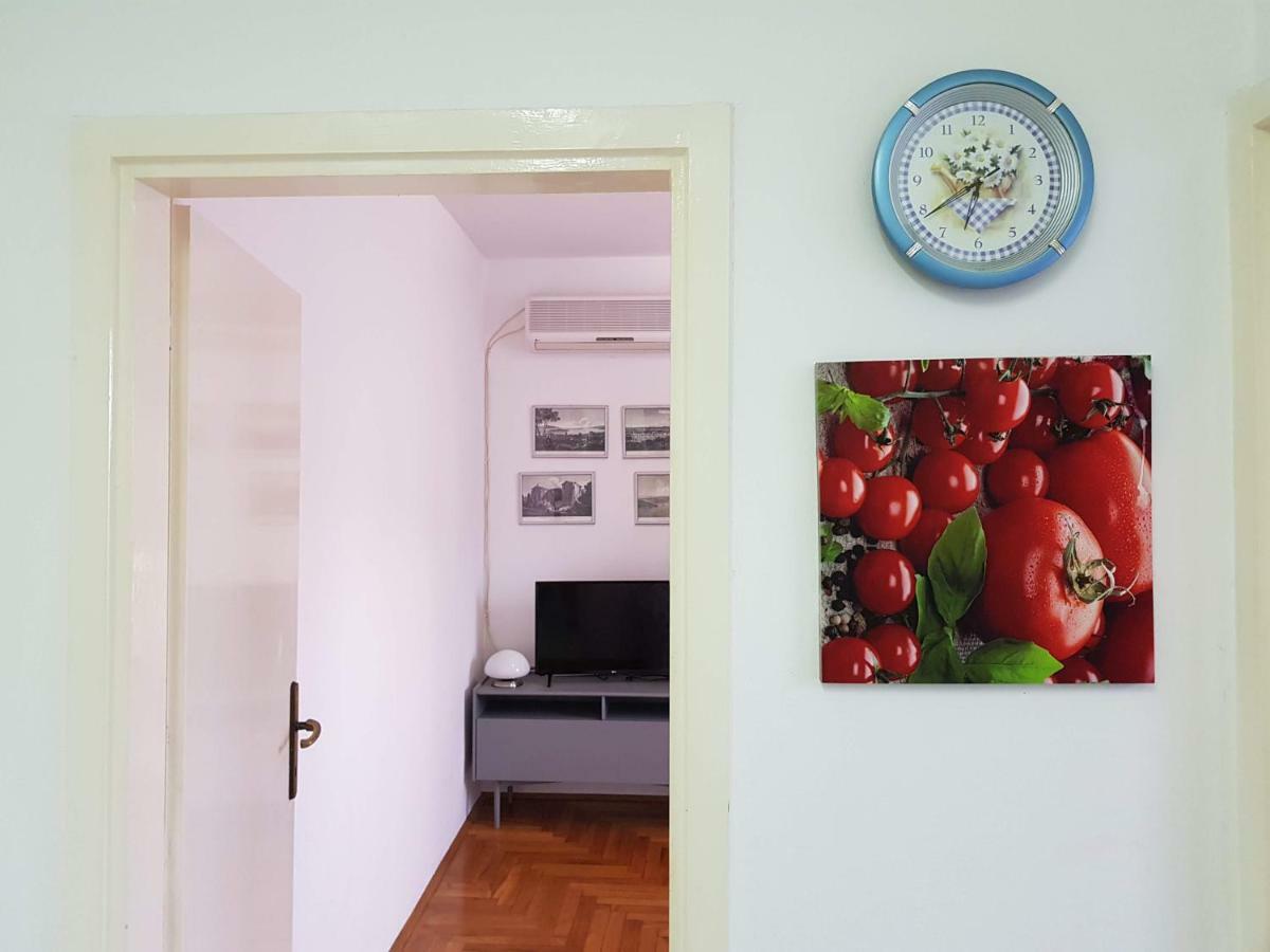 Mare Azzurro Apartments Pula Extérieur photo