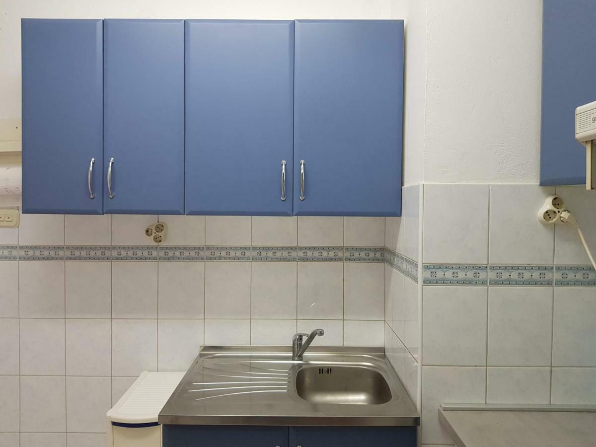 Mare Azzurro Apartments Pula Extérieur photo