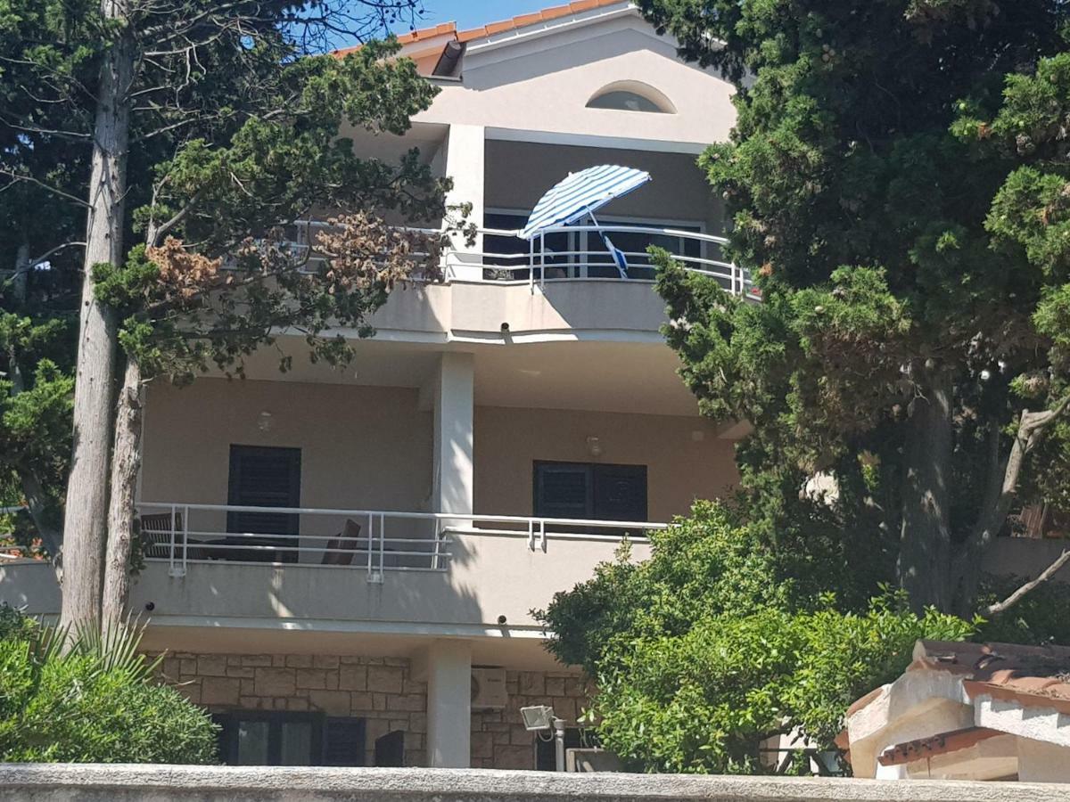 Mare Azzurro Apartments Pula Extérieur photo